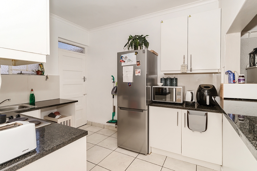 2 Bedroom Property for Sale in Wynberg Western Cape